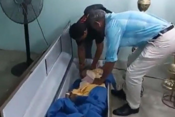 Женщина "воскресла" во время подготовки к её поминкам в Эквадоре