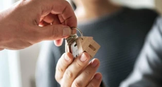 Казахстанцы меньше стали покупать жильё