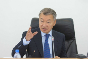 Фотография к новости: Накажут ли Даниала Ахметова за пожар в Абайской области, прокомментировал Скляр