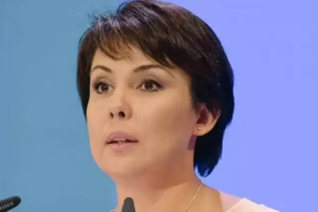 Необязательно занимать кресло, чтобы помогать детям - Аружан Саин об отставке