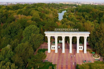 Фотография к новости: Аким Шымкента опроверг слухи о передаче дендропарка частникам