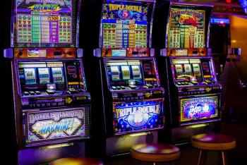 Фотография к новости: С начала года в Казахстане аннулировали шесть лицензий на игорный бизнес. Ещё семь на рассмотрении