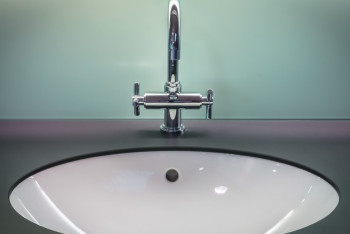 Фотография к новости: В Алматы должникам по комуслугам отключат горячую воду