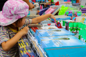 Фотография к новости: Казахстанские дети стали меньше читать — депутат