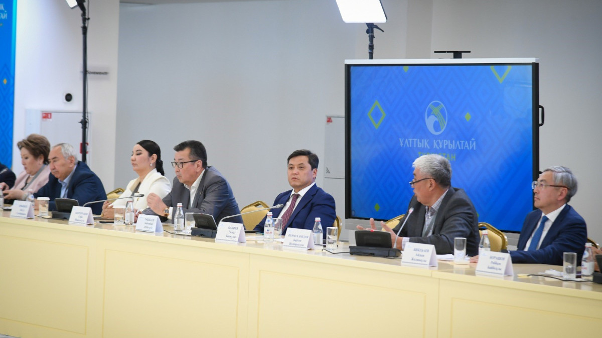 Казахстанские школы будут обучать детей по стандартам НИШ - Гани Бейсембаев