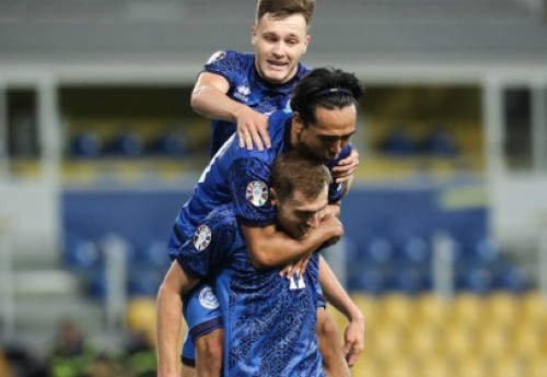 Фотография к новости: Казахстан одержал разгромную победу в отборе на Евро-2024 по футболу в Италии