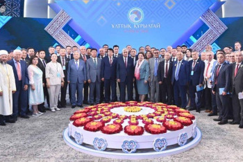 Фотография к новости: Алихан Байменов: курултай — не парламент, это диалоговая площадка народа и правительства