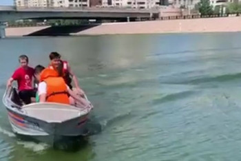 Фотография к новости: Пьяный астанчанин спрыгнул в Есиль с пешеходного моста