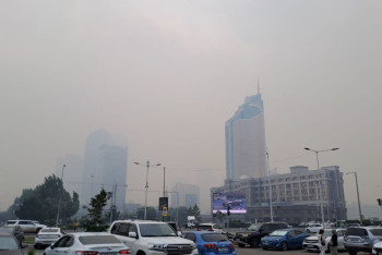 Фотография к новости: "Невозможно дышать и ничего не видно" - ситуация с задымлением в Астане ухудшилась