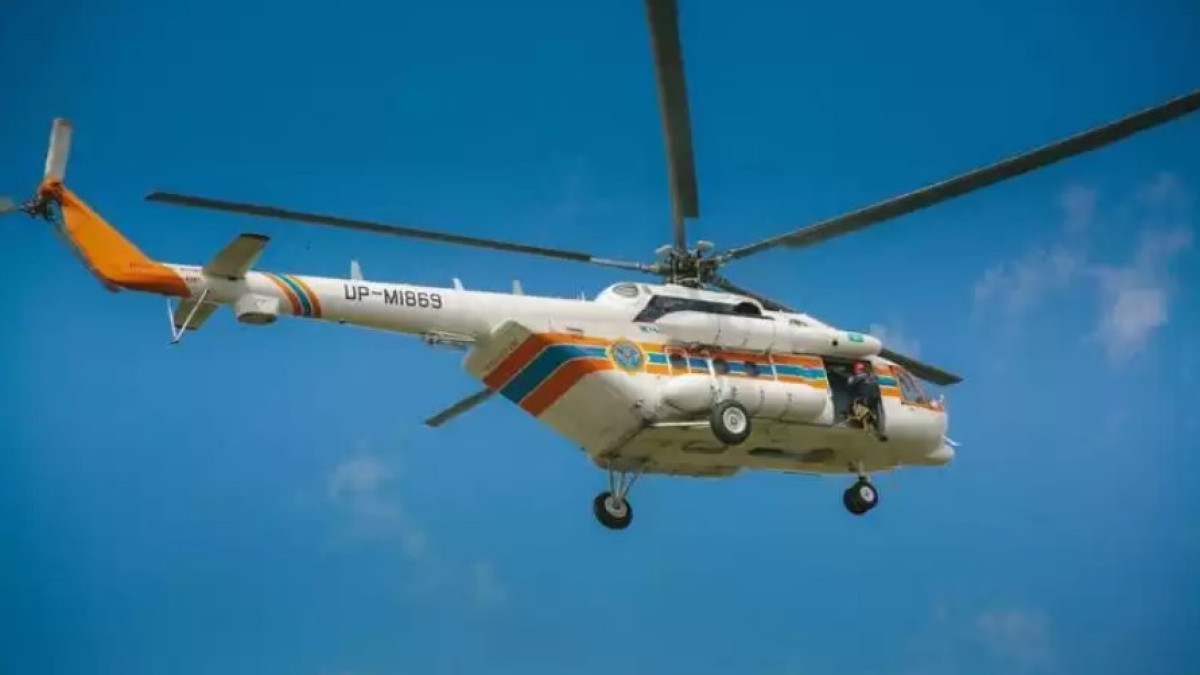 Столица в дыму: два вертолёта привлекли к тушению масштабного пожара в Астане