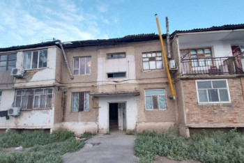 Фотография к новости: Зловонье, комары и плесень: жители ветхих домов Кызылорды больше не могут терпеть