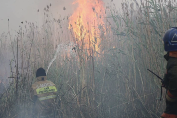 Ликвидация пожара в Астане может занять две недели - глава МЧС