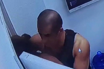 Фотография к новости: Взрывное устройство было на теле и руках. Новые подробности о захвате заложников в Kaspi банке