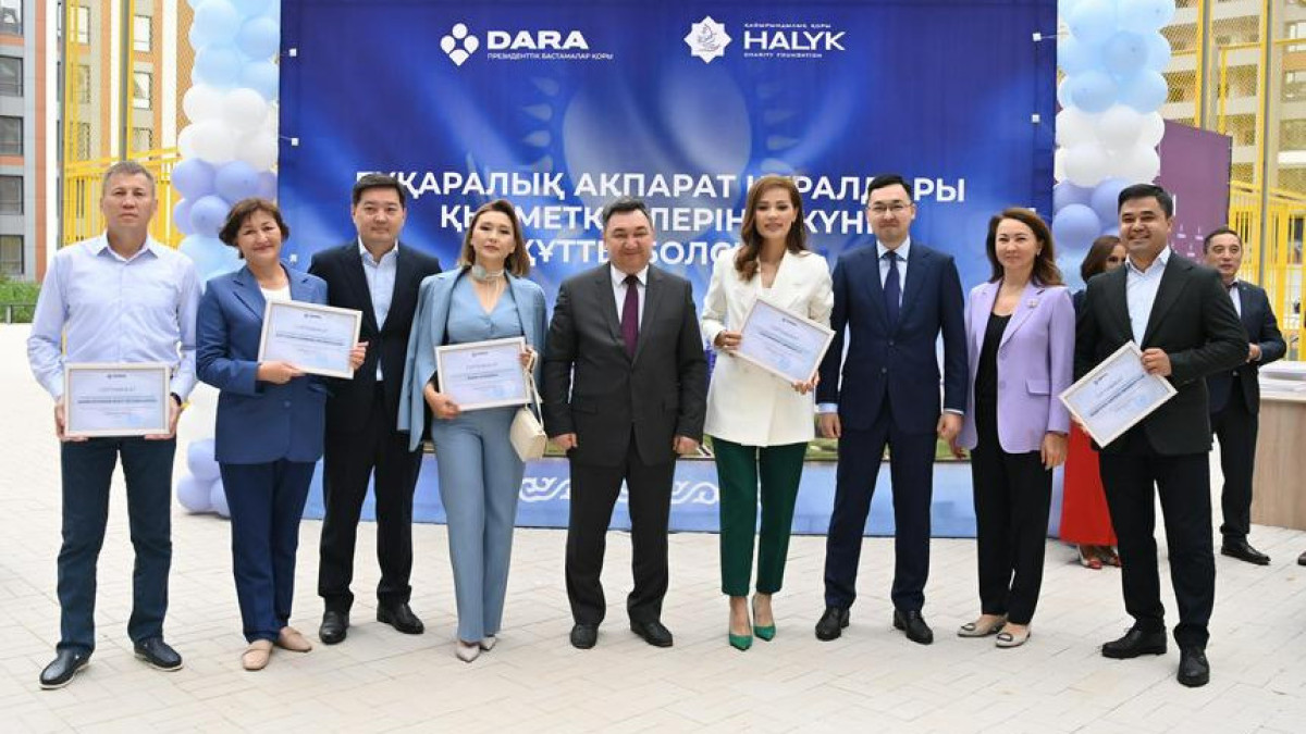 Журналисты получили в подарок квартиры от президента Казахстана