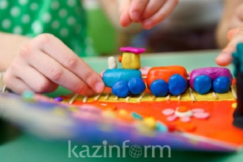 Фотография к новости: В Казахстане сократилось число детдомов