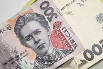 Фотография к новости: В Украине предложили запретить наличные деньги