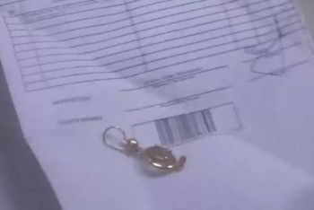 Фотография к новости: Женщина украла золото на 4 млн тенге в Акмолинской области