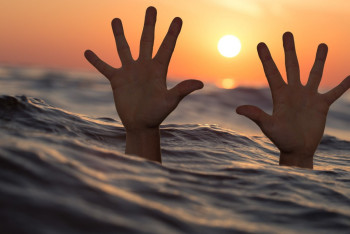 Фотография к новости: Подростка спасли в Каспийском море