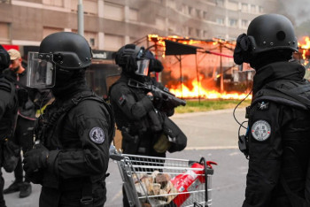 Фотография к новости: О прекращении беспорядков во Франции заявил глава МВД