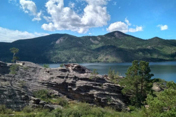 Фотография к новости: Пожар в Баянаульском нацпарке удалось потушить