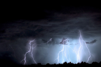 Фотография к новости: Штормовое предупреждение объявлено почти во всех регионах Казахстана