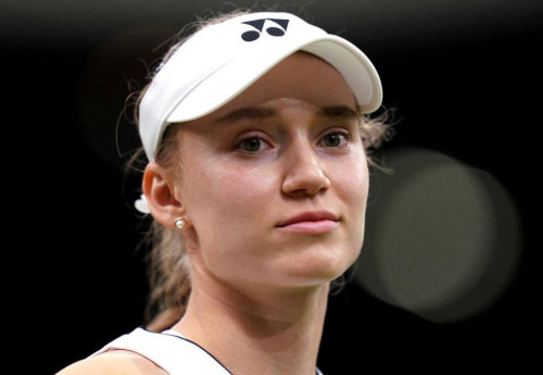 Фотография к новости: Елена Рыбакина: Я стараюсь сосредоточиться на себе