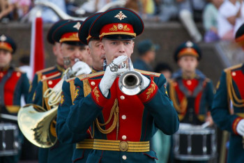 Фотография к новости: Перфоманс шоу военных оркестров мира показали на площадях Астаны