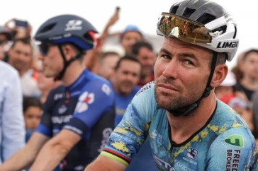 Фотография к новости: Лидер "Астаны" получил серьезную травму на восьмом этапе "Тур де Франс"