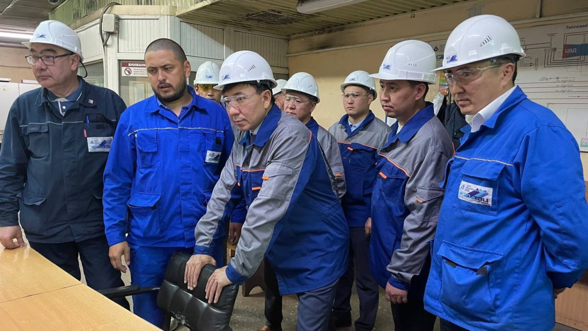 В Усть-Каменогорске началась подготовка к отопительному сезону