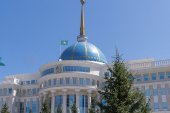 Фотография к новости: Ернар Лазар получил должность в администрации президента Казахстана