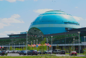 Фотография к новости: Парковка в аэропорту Астаны станет дороже с 1 августа