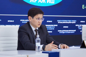 Фотография к новости: От военных билетов хотят отказаться в Казахстане