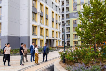 Фотография к новости: 100 тысяч деревьев высадят столичные застройщики в этом году