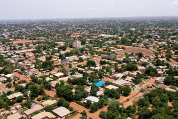 Фотография к новости: Военный переворот в Африке: Евросоюз приостановил финансовую поддержку Нигера