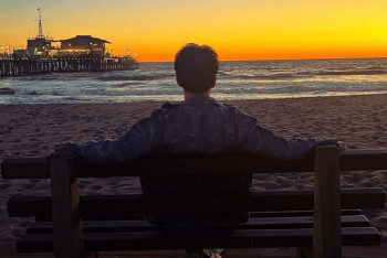 Фотография к новости: Димаш Кудайберген опубликовал загадочный пост в сети