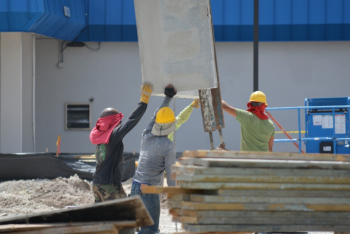 Фотография к новости: Более 160 нелегалов выявили на стройках в Караганде