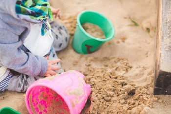 Фотография к новости: Работницу детсада уволили после жалоб родителей в Павлодаре