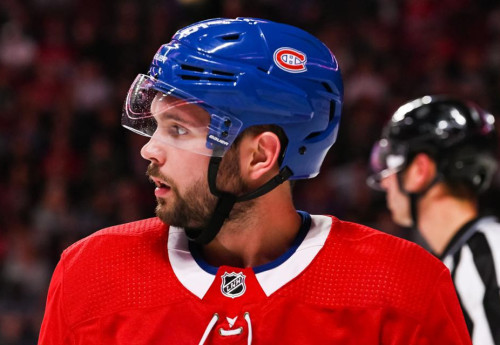 Фотография к новости: Более 250 миллионов тенге: Стала известна зарплата американского форварда в "Барысе"