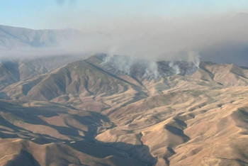 Фотография к новости: Пожар в горах Меркенского района Жамбылской области ликвидирован