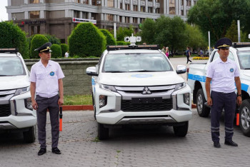 Фотография к новости: 18 передвижных КПП пополнили службу транспортного контроля в Казахстане