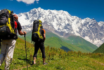 Фотография к новости: Спасатели нашли тело пропавшего туриста в горах Алматы