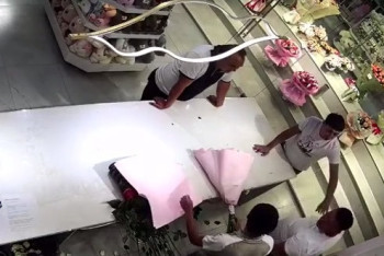 Фотография к новости: "Сын прокурора" извинился за дебош в цветочном магазине Шымкента