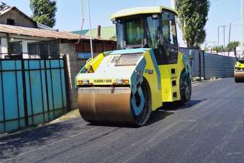 Фотография к новости: Закатали в асфальт: масштабный ремонт дорог в Алматы возмутил горожан