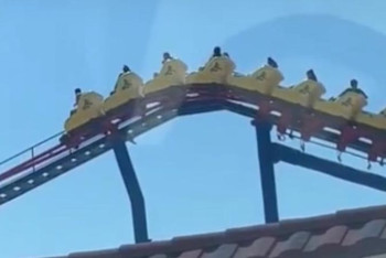 Фотография к новости: В Актау люди застряли на аттракционе из-за отключения электроэнергии