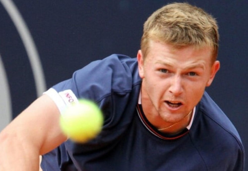 Фотография к новости: Голубев и Куламбаева вышли в финалы международных теннисных турниров