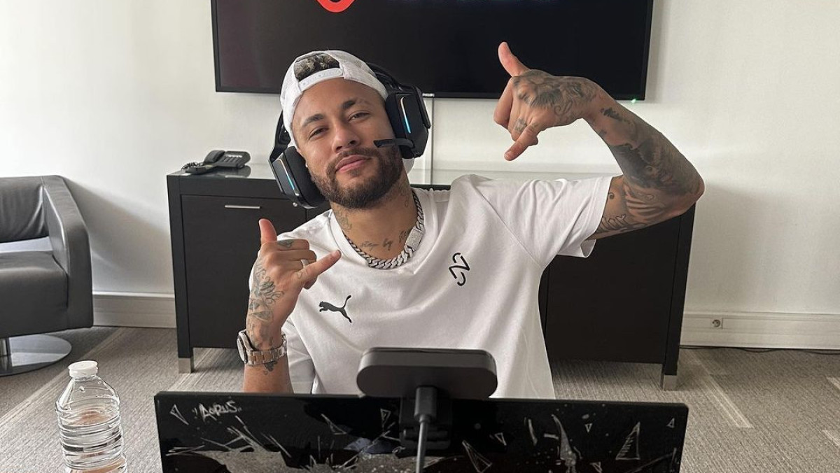 Instagram / neymarjr