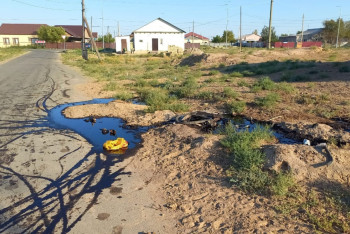 Фотография к новости: Разлив нефтепродуктов обнаружили в Атырау