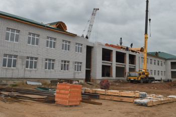 Фотография к новости: На изъятые у коррупционеров средства строят 62 школы