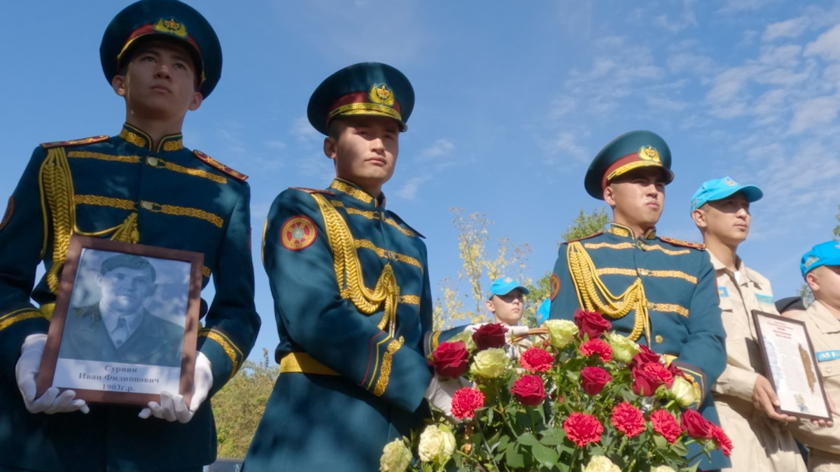 Анна Мирская