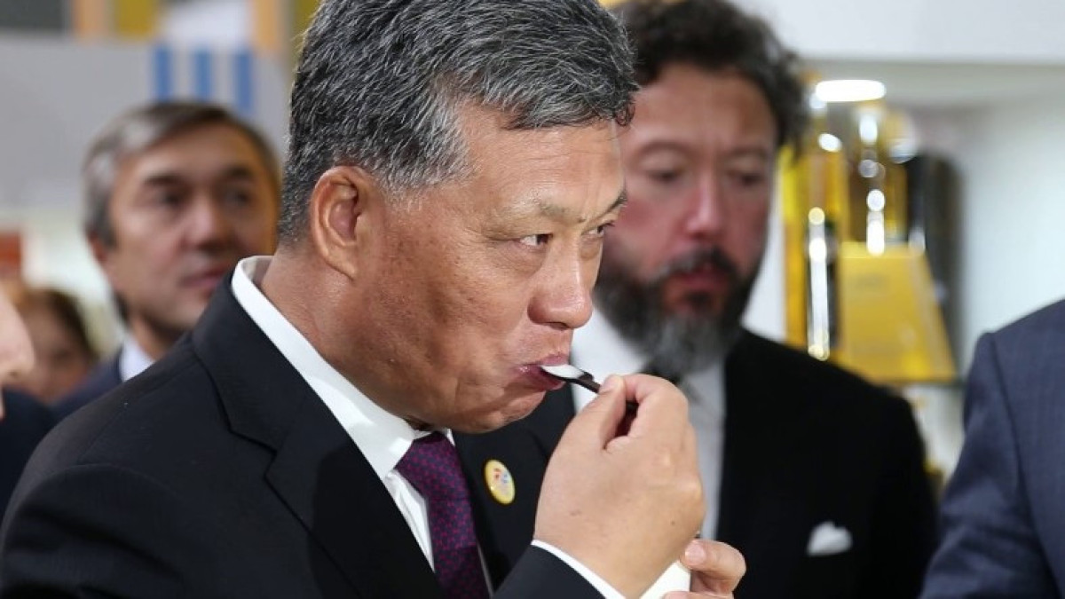 скриншот с видео